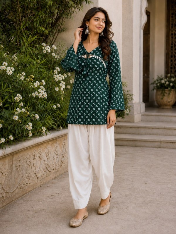 Green Bandhani Printed Cotton Short Top Bottom Set