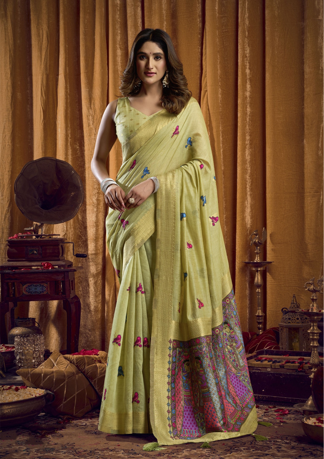 Green Bird Motif Woven Katha Khadi Cotton Saree