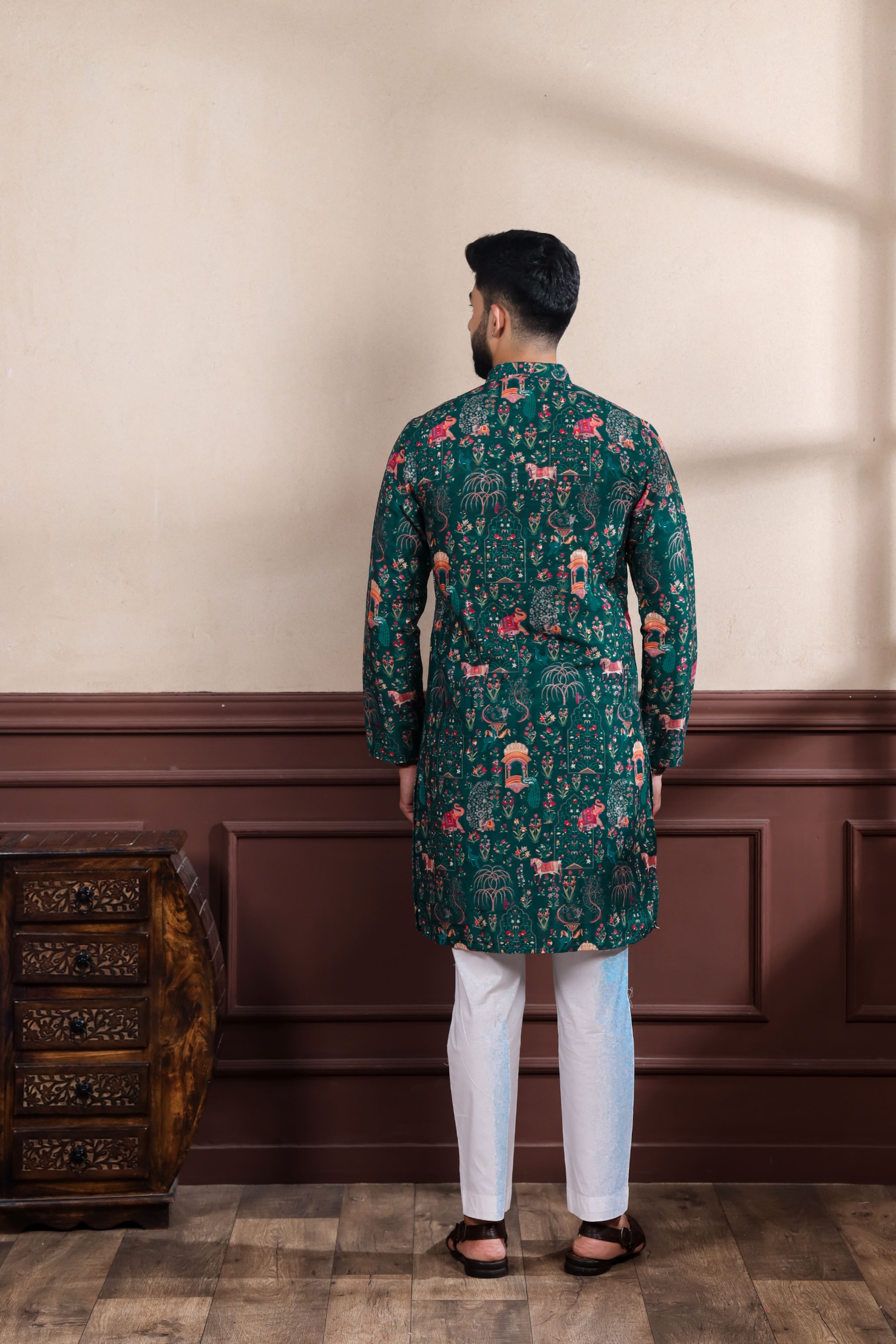 Green Checks Printed Cotton Kurta Pyjama — alternate view