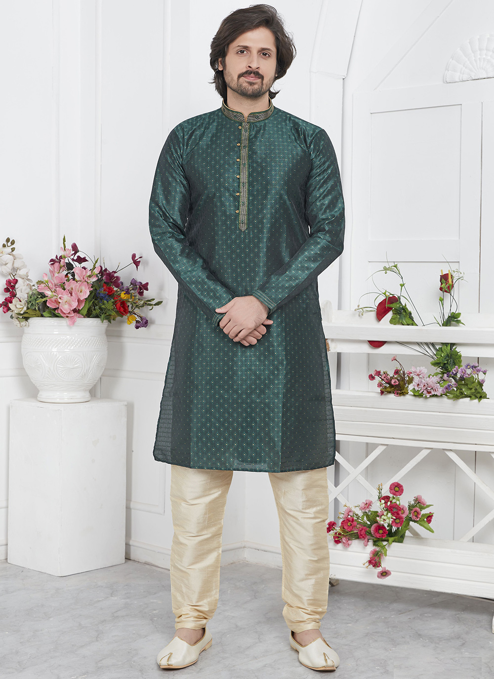 Green Embroidered Kurta Pyjama