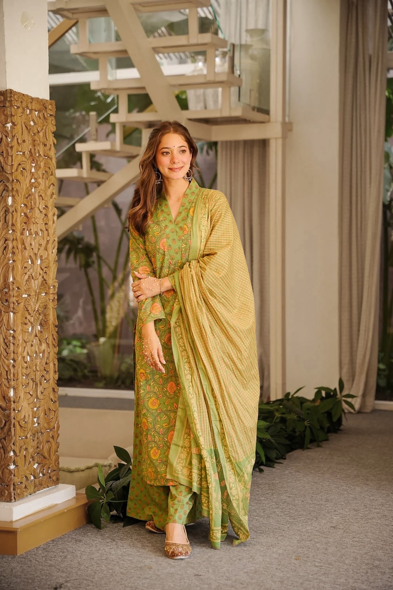 Green Floral Designer Digital Printed Cambric Cotton Kurta Set