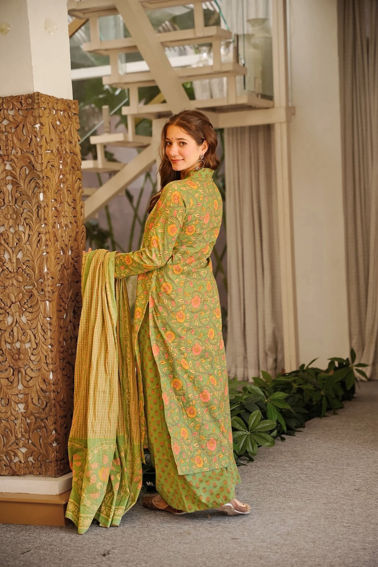 Green Floral Designer Digital Printed Cambric Cotton Kurta Set