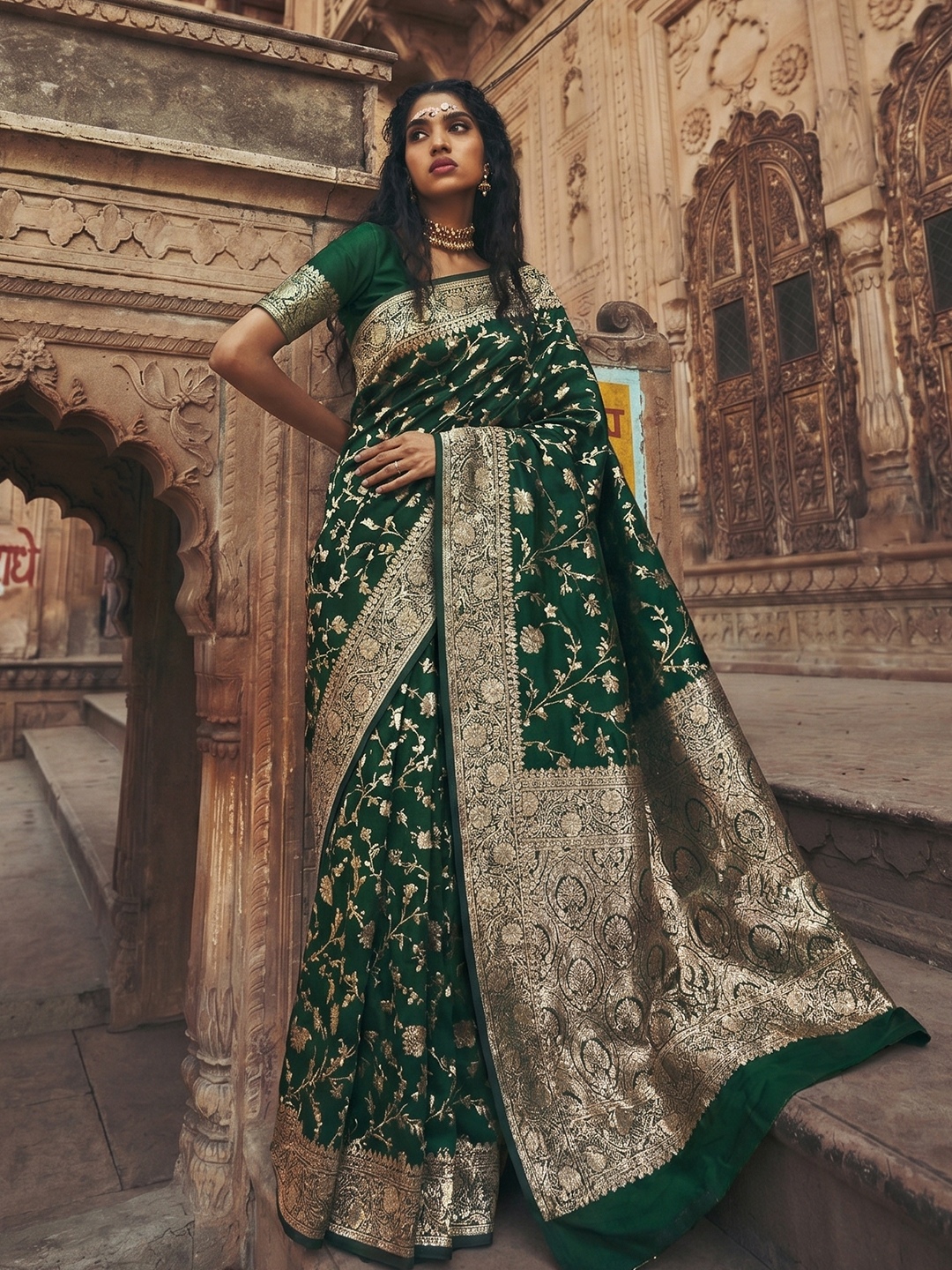Green Floral Jaal Art Silk Saree