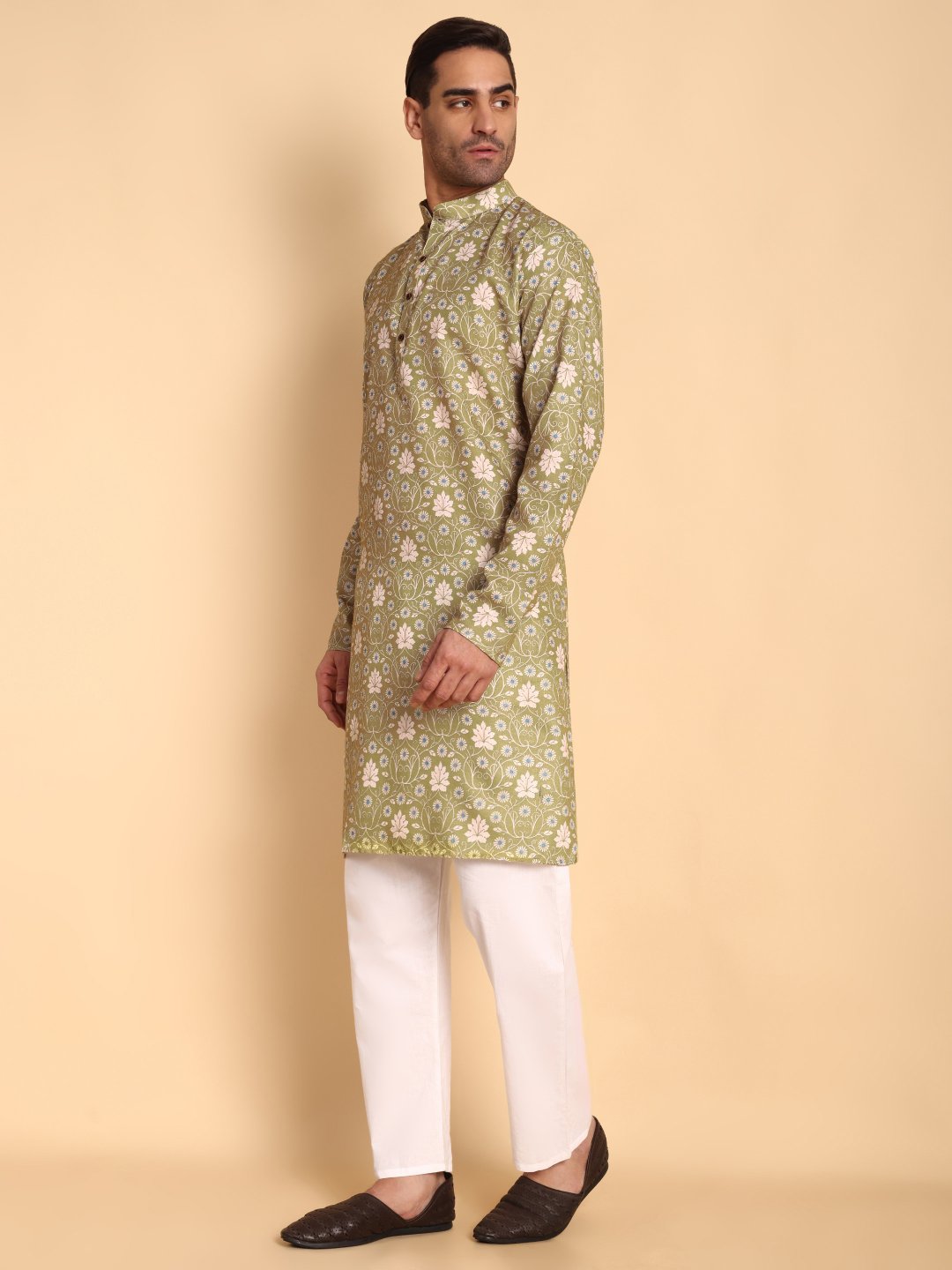 Green Floral Printed Cotton Kurta Pyjama