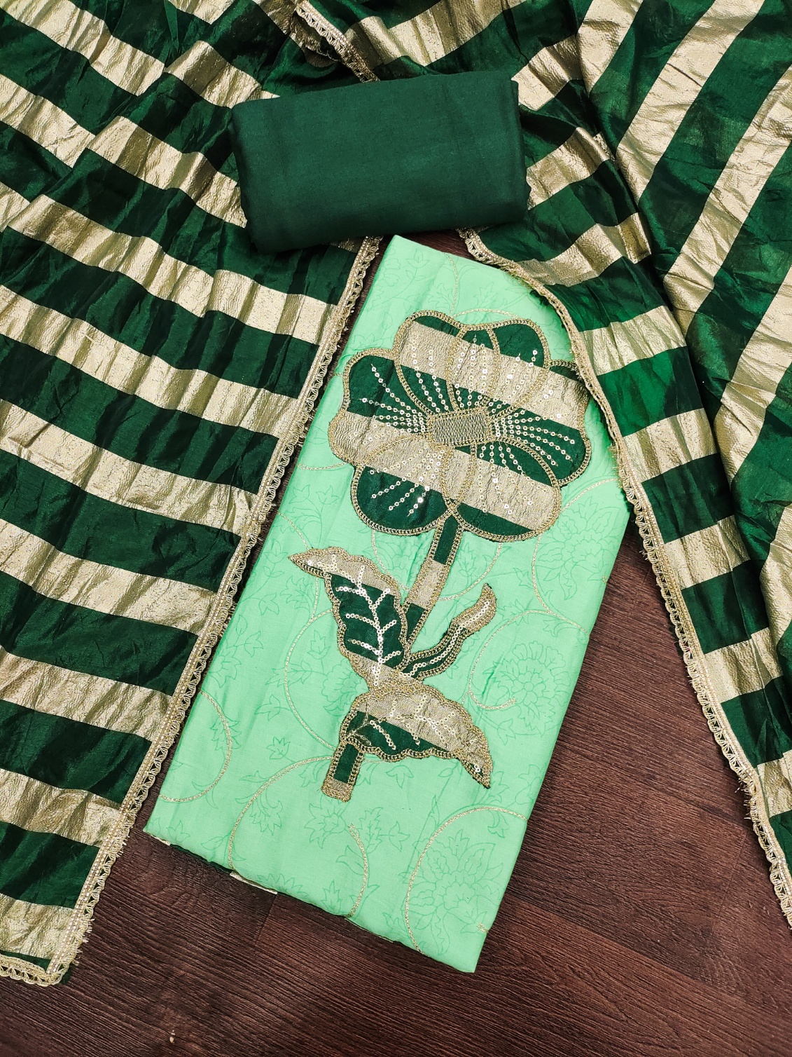 Green Floral Printed Jam Cotton Salwar Suit