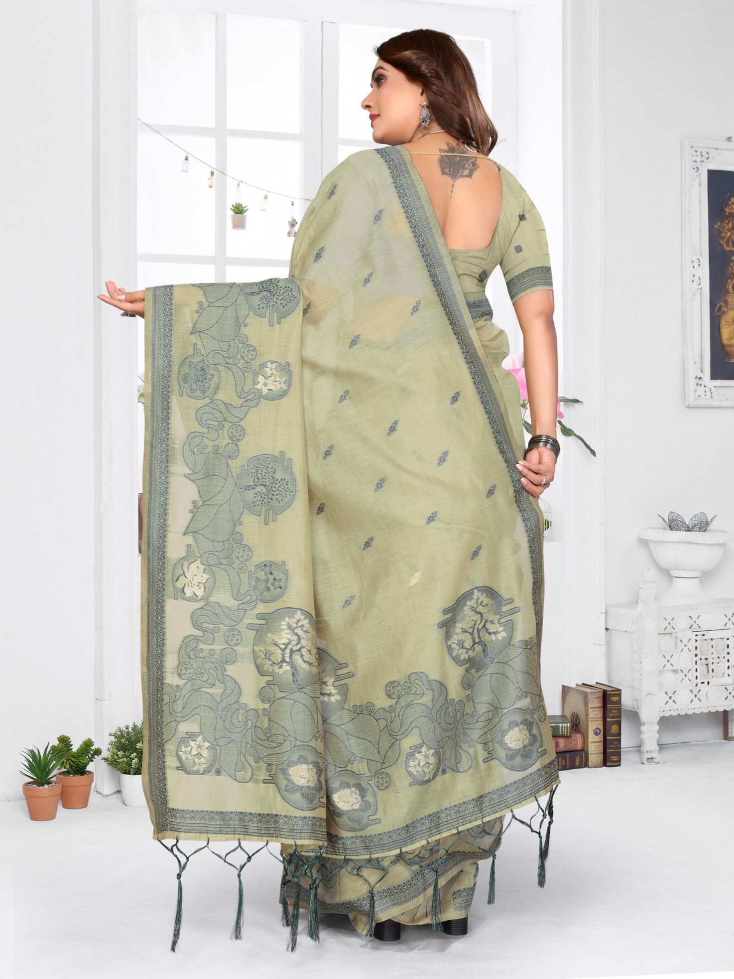 Green Floral Weaving Spun Cotton Saree — alternate view
