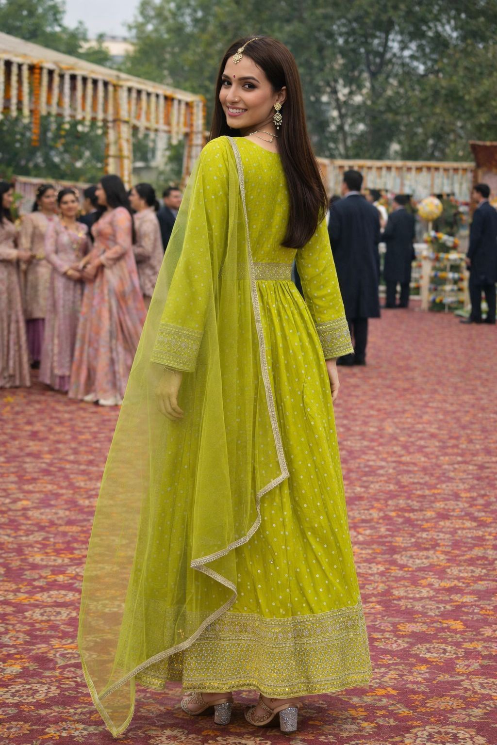 Green Geometric Embroidered Viscose Jacquard Silk Flared Gown — alternate view