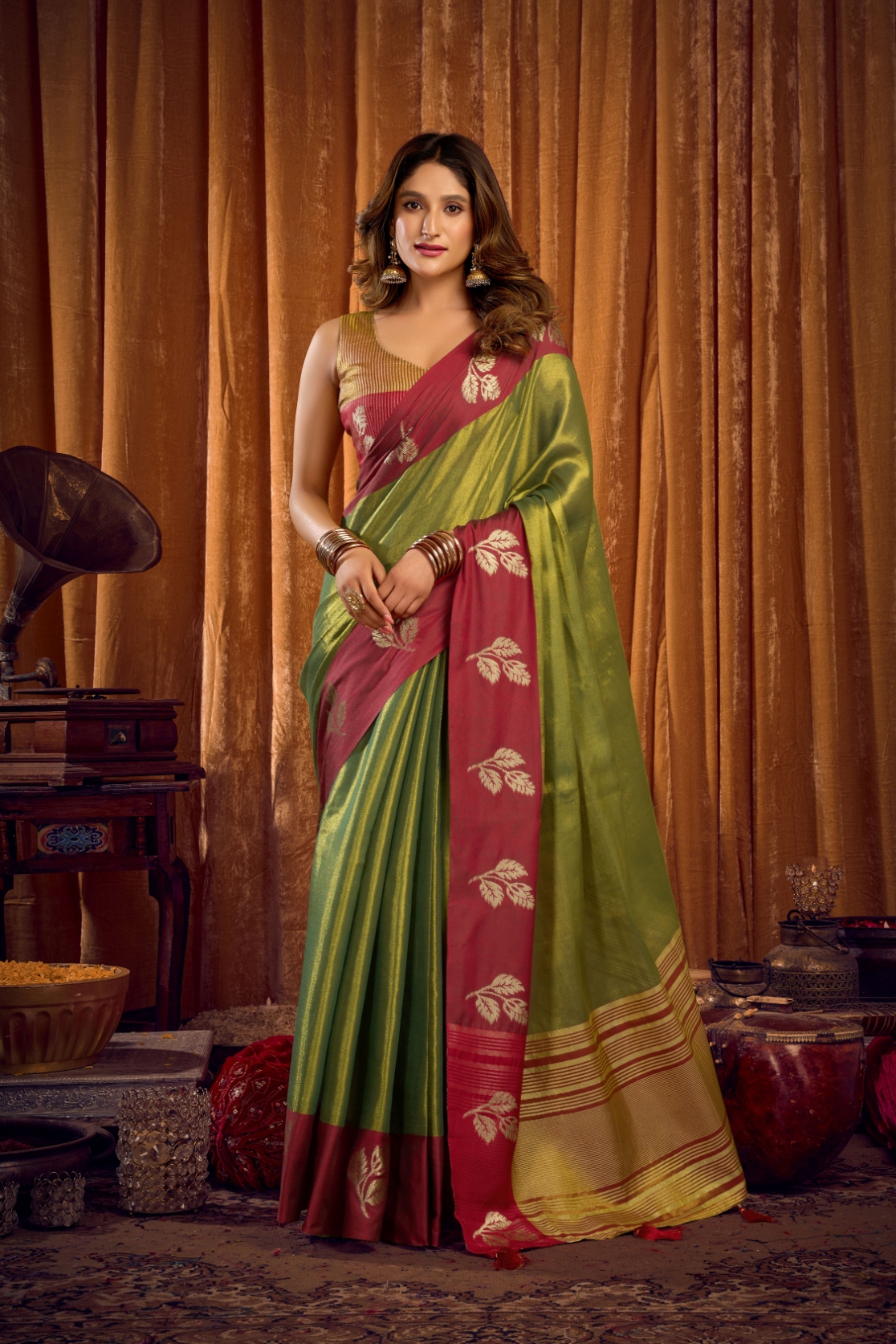 Green Leaf Motif Woven Soft Tissue Saree