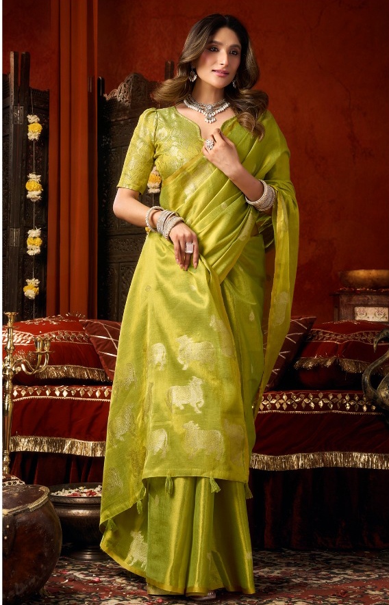 Green Paisley Cow Butta Heavy Tissue Silk Saree — alternate view