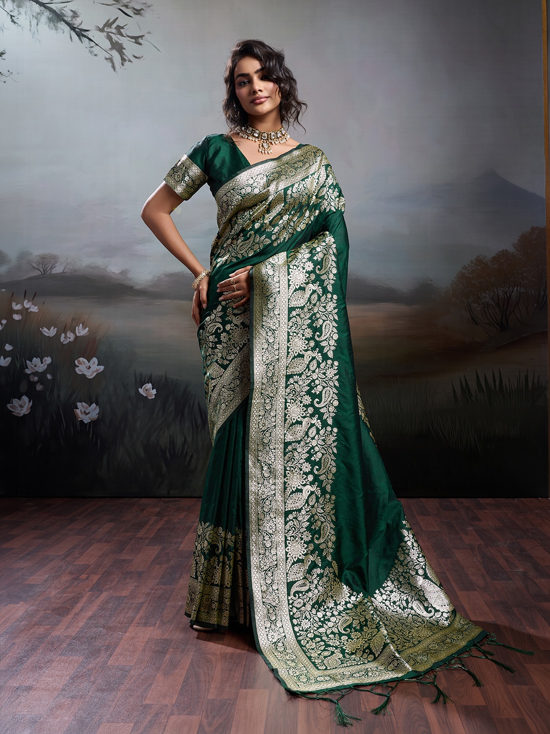 Green Regal Woven Silk Blend Saree
