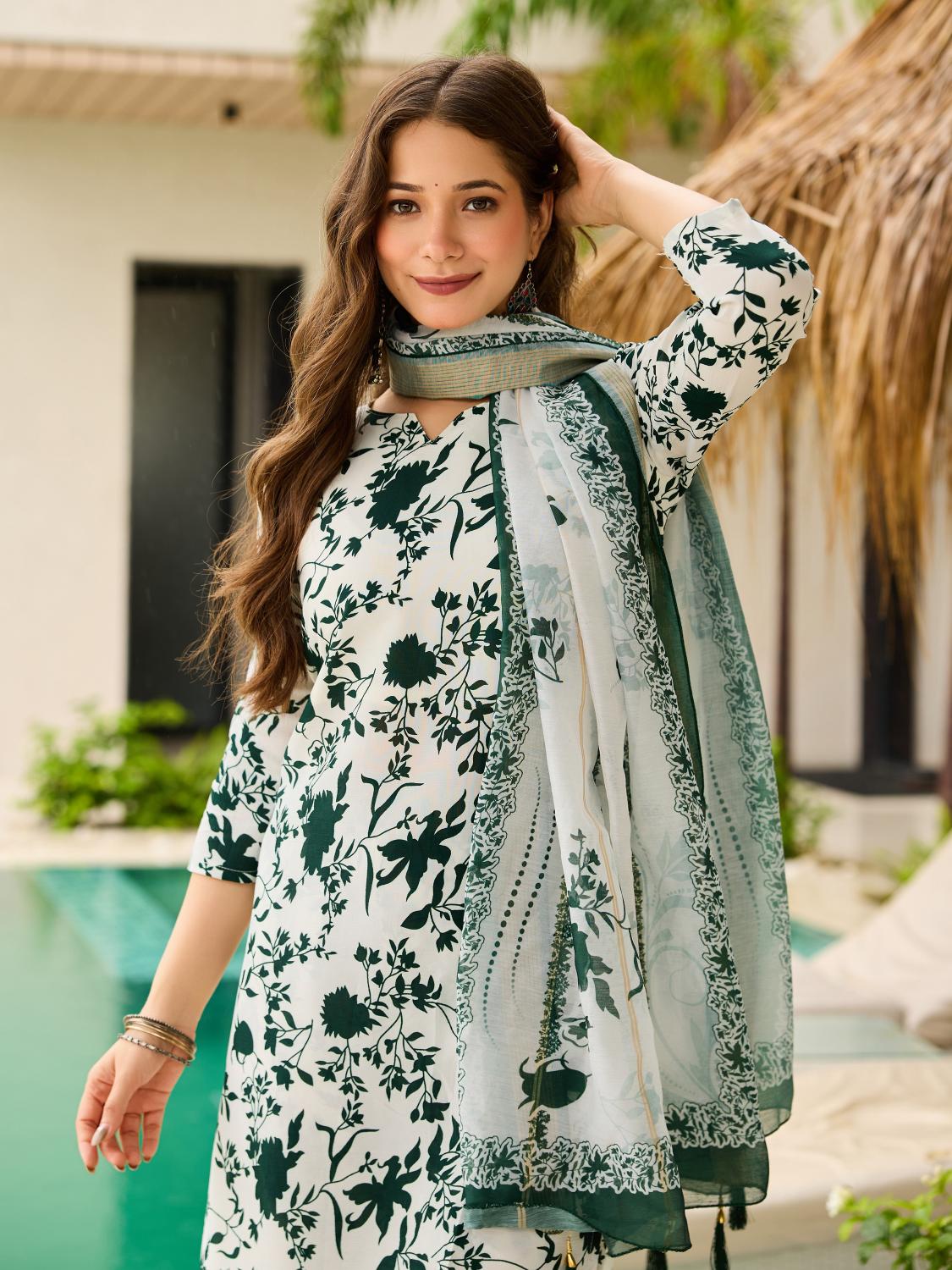 Green Silk Blend Salwar Suit