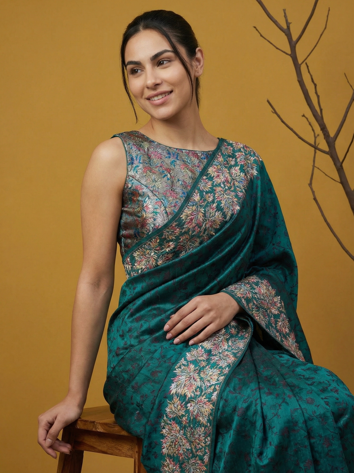 Green Soft Silk Contemporary Printed Woven Saree