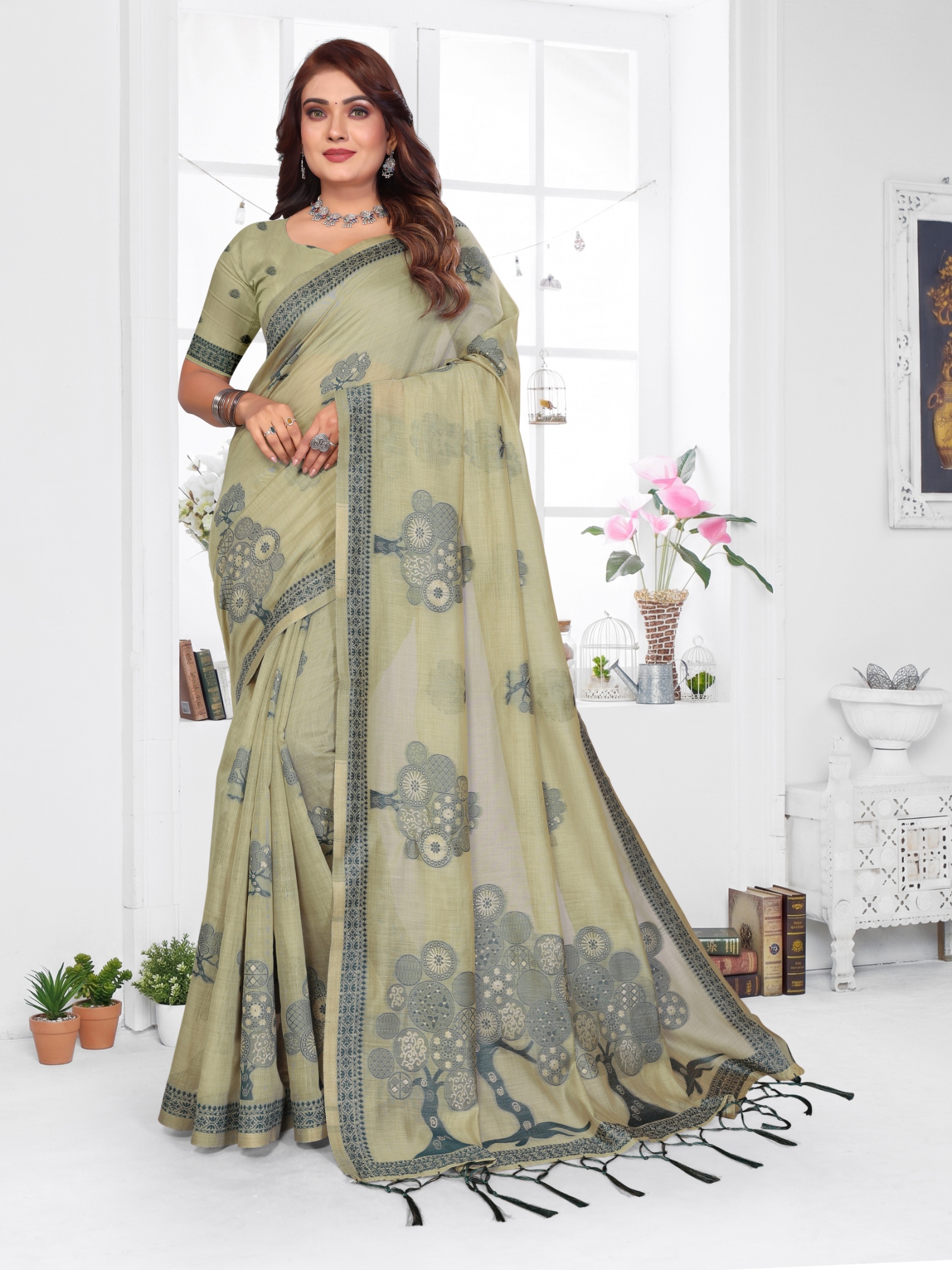 Green Weaving Designer Spun Cotton Saree