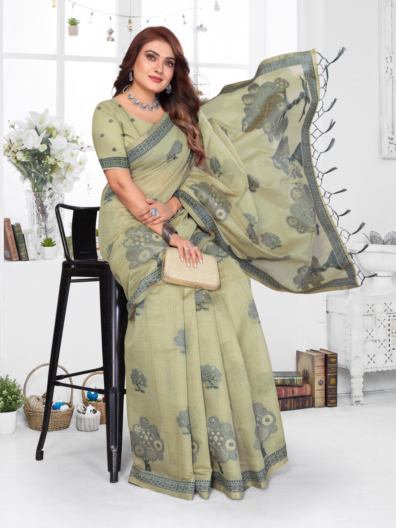 Green Weaving Designer Spun Cotton Saree