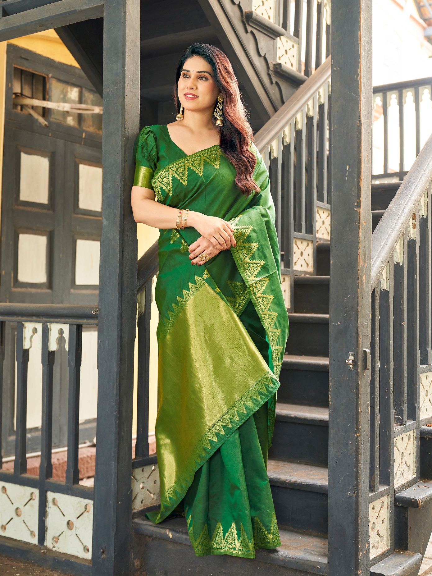 Green Woven Gold Zari Banarasi Raw Silk Saree