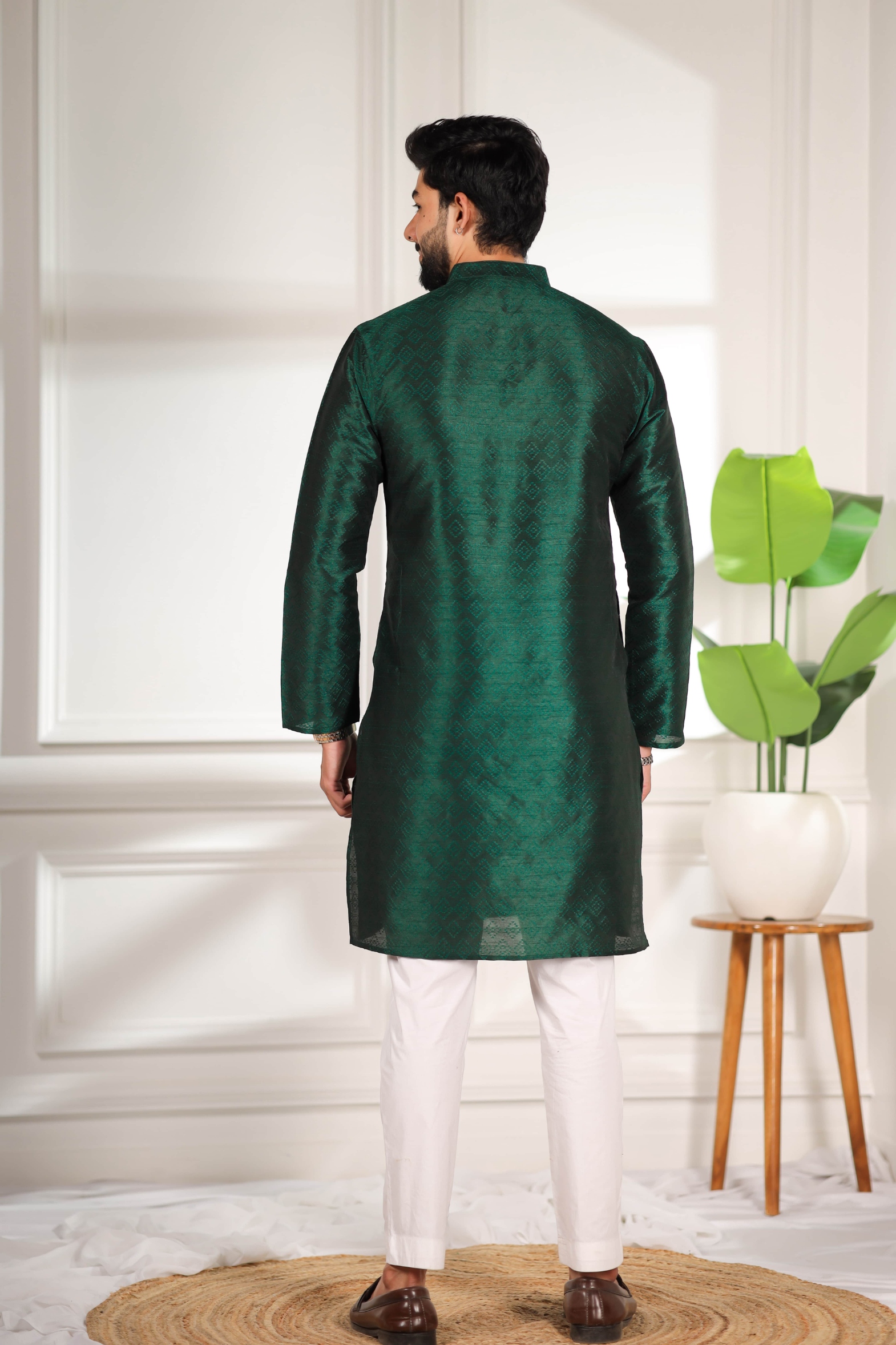 Green Woven Pattern Art Silk Kurta Pyjama — alternate view