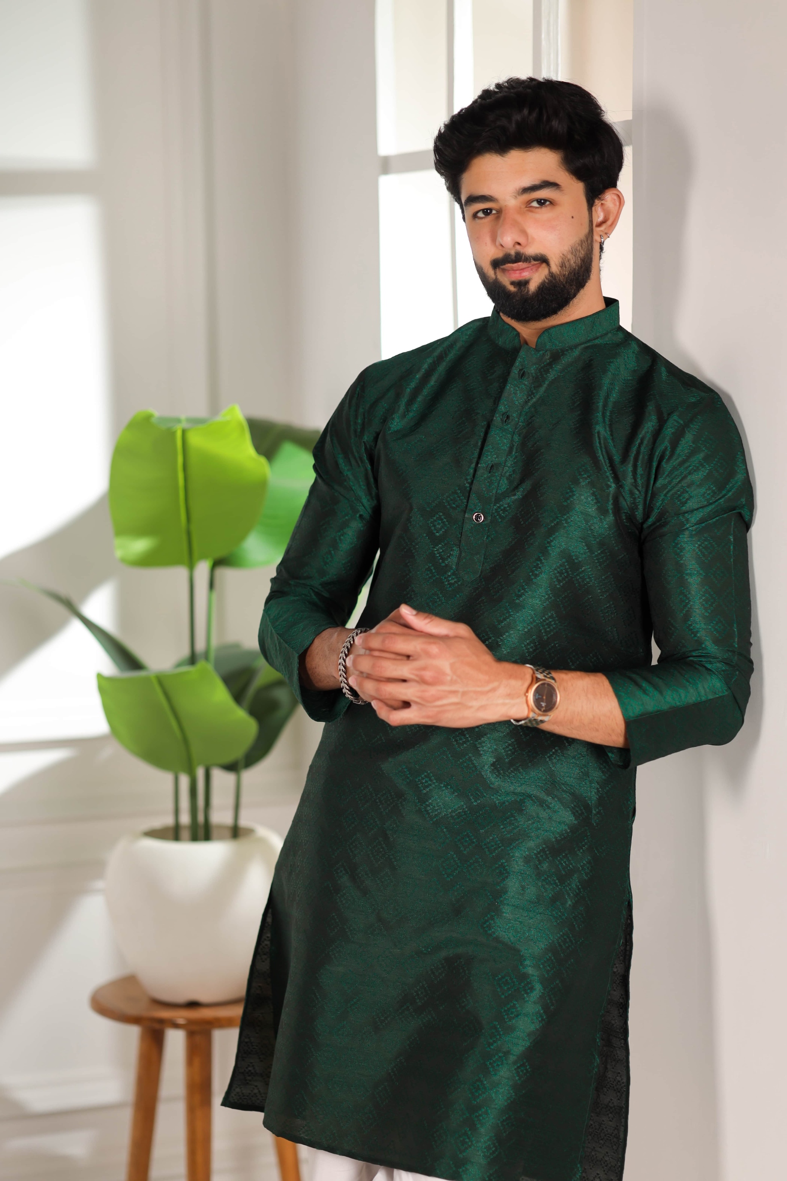 Green Woven Pattern Art Silk Kurta Pyjama