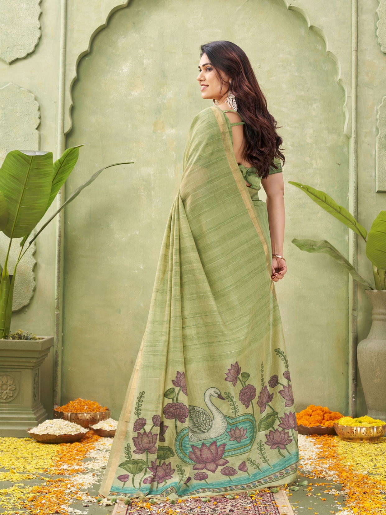 Green Woven Swan Lotus Designer Ghicha Cotton Saree — alternate view