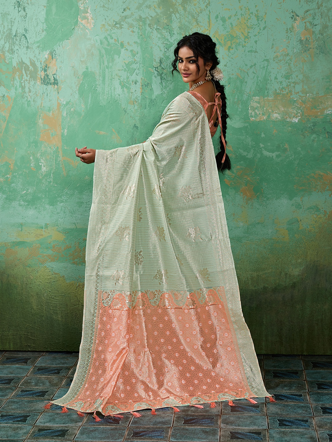 Green Woven Zari Linen Saree — alternate view