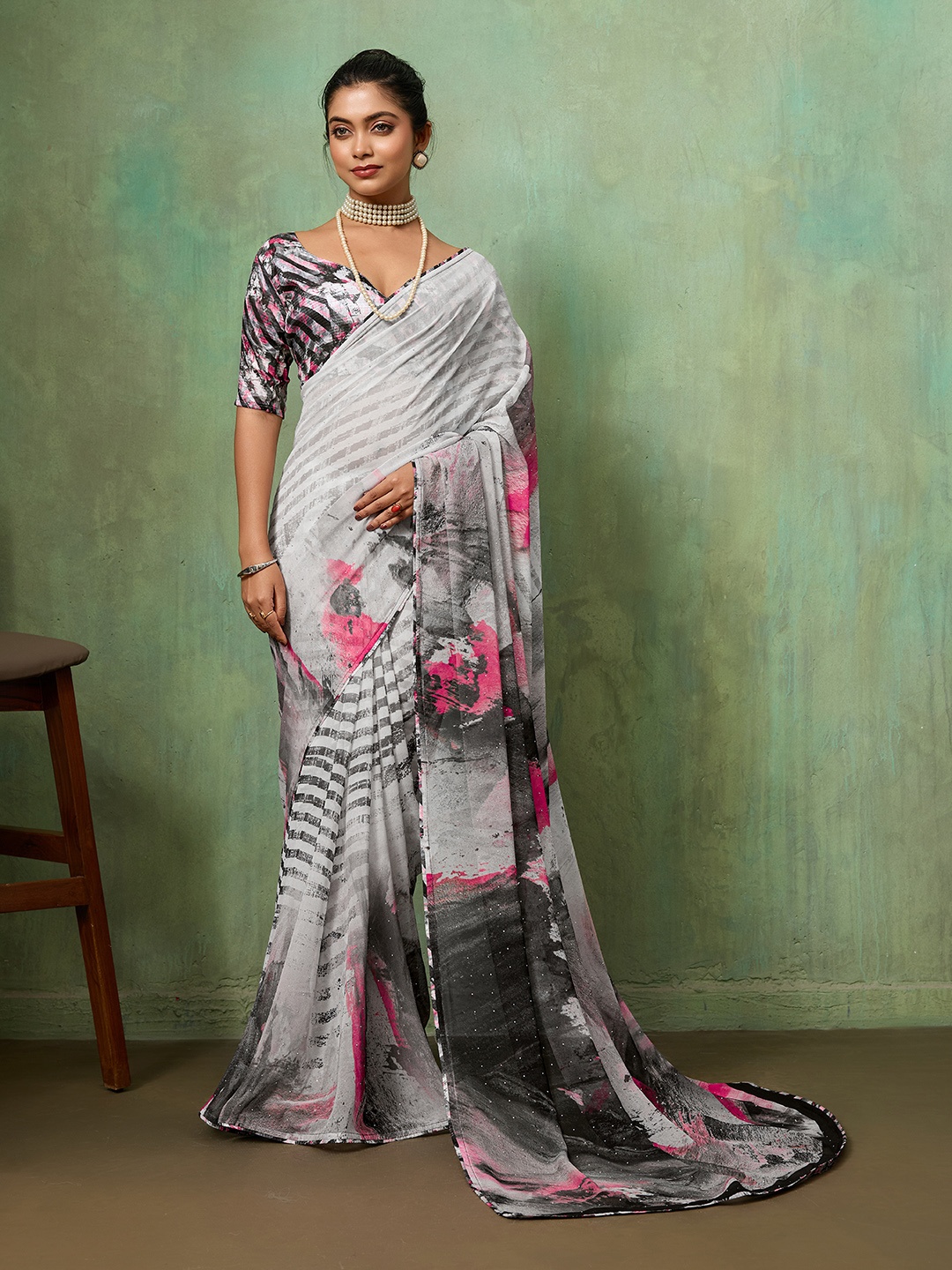 Grey Abstract Printed Georgette Contemporary Saree