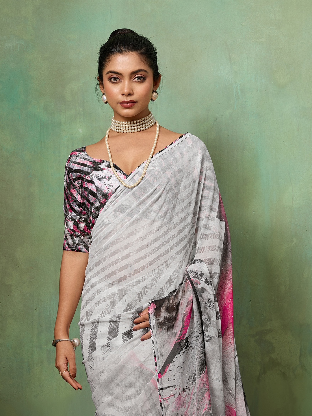 Grey Abstract Printed Georgette Contemporary Saree