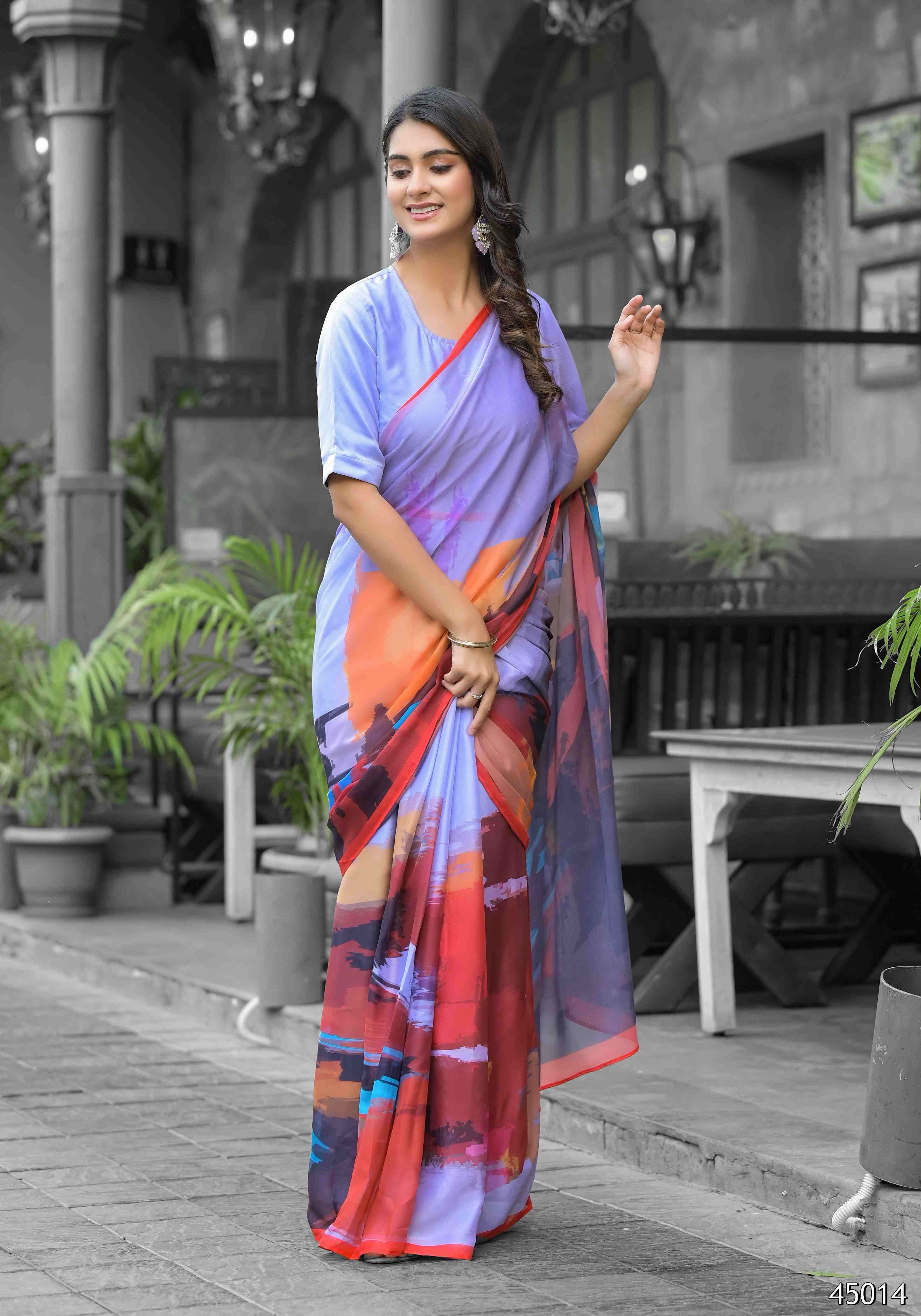 Grey Brushstroke Digital Georgette Saree Gown