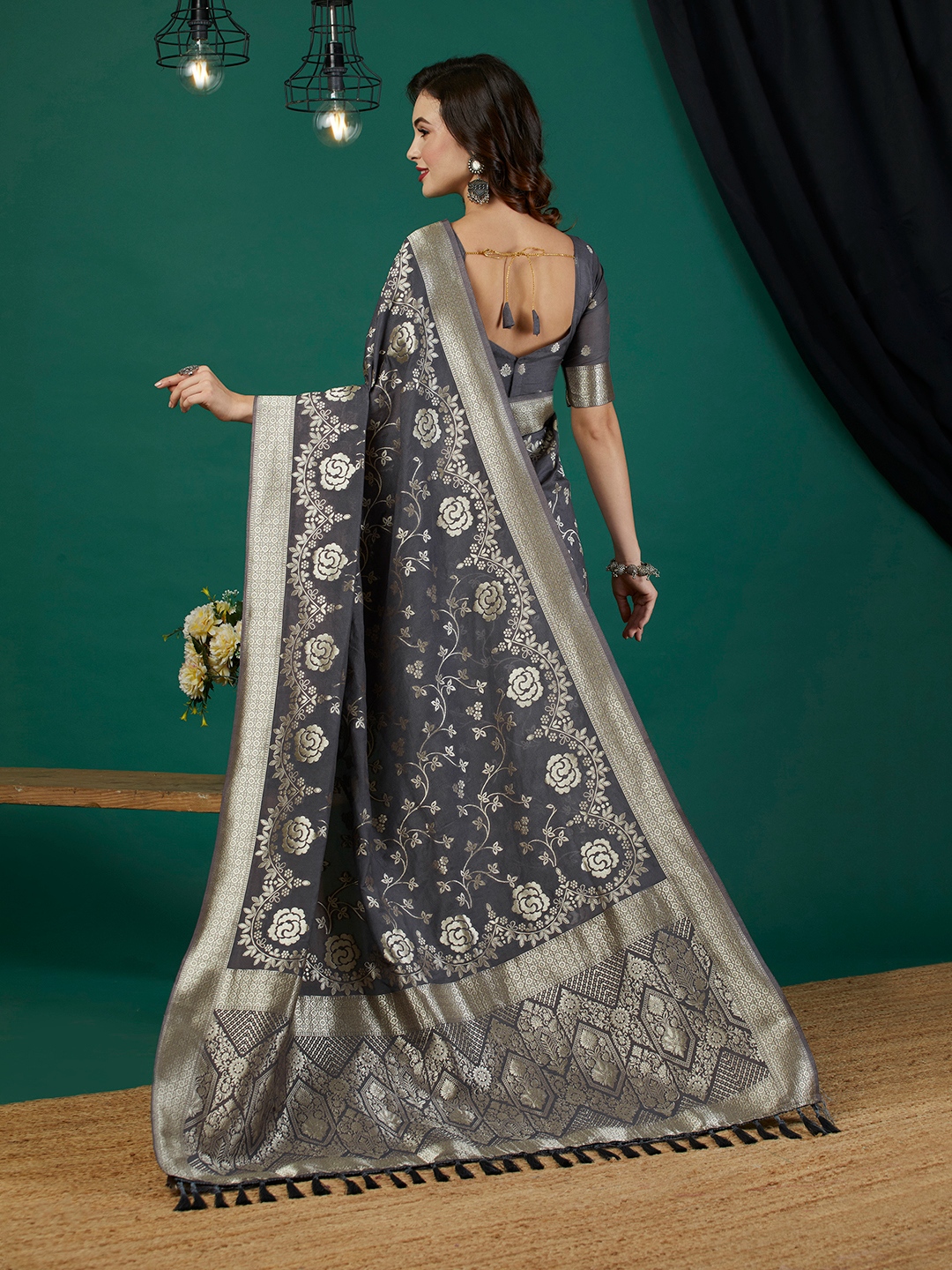 Grey Floral Jari Weaving Crepe Silk Saree — alternate view