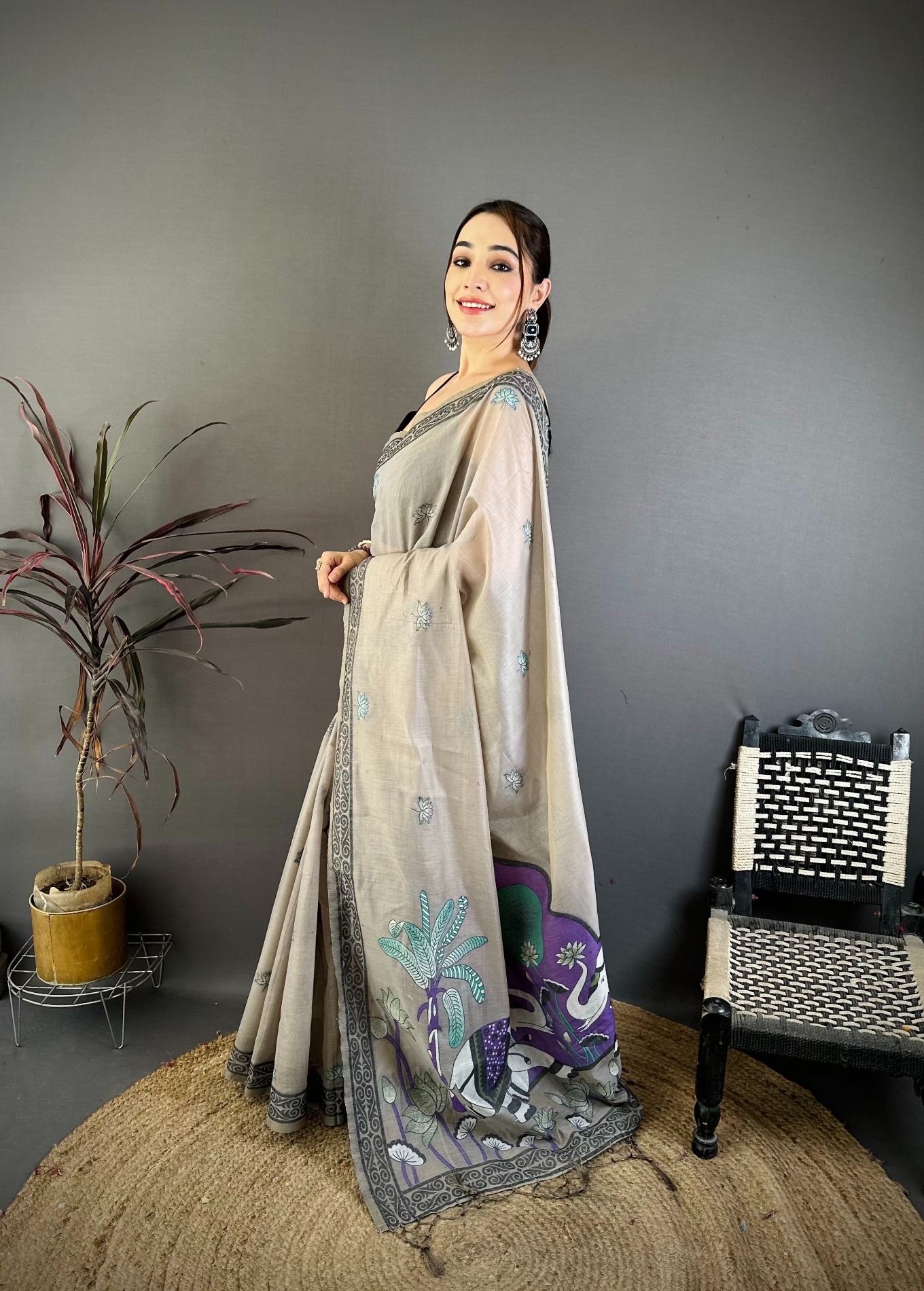 Grey Floral Weaving Muga Cotton Saree