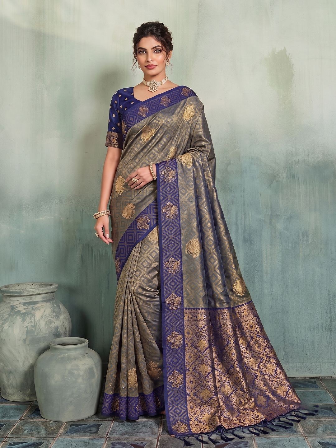 Grey Geometric Woven Designer Silk Saree