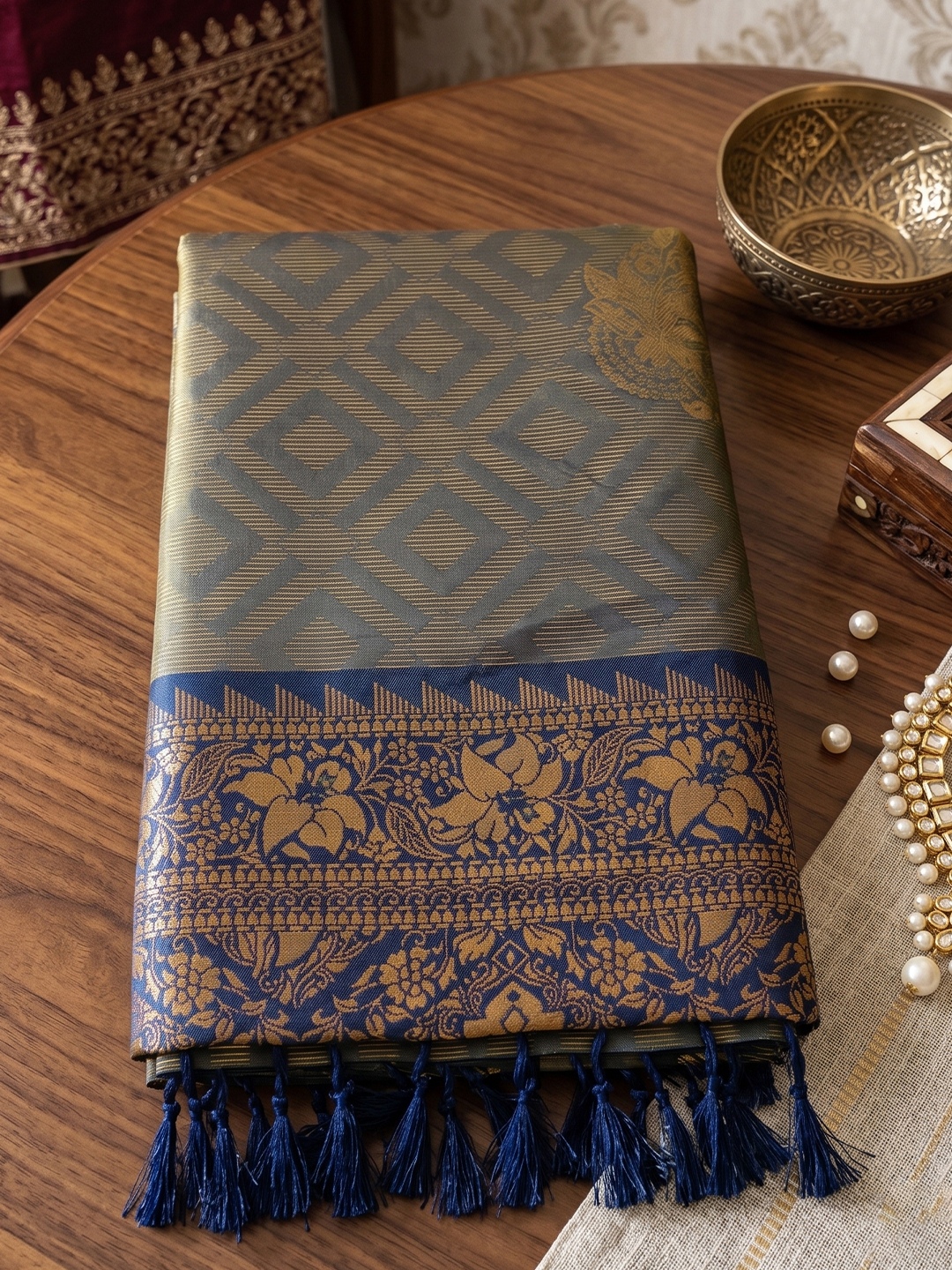 Grey Geometric Woven Designer Silk Saree