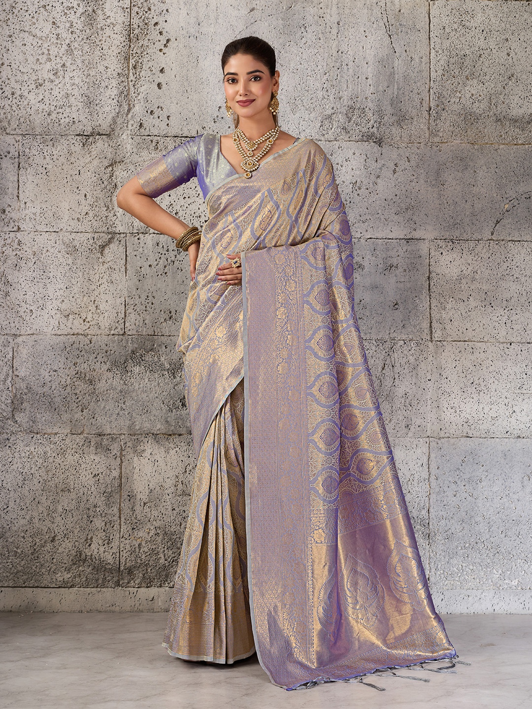 Grey Jacquard Kanjivaram Silk Blend Saree