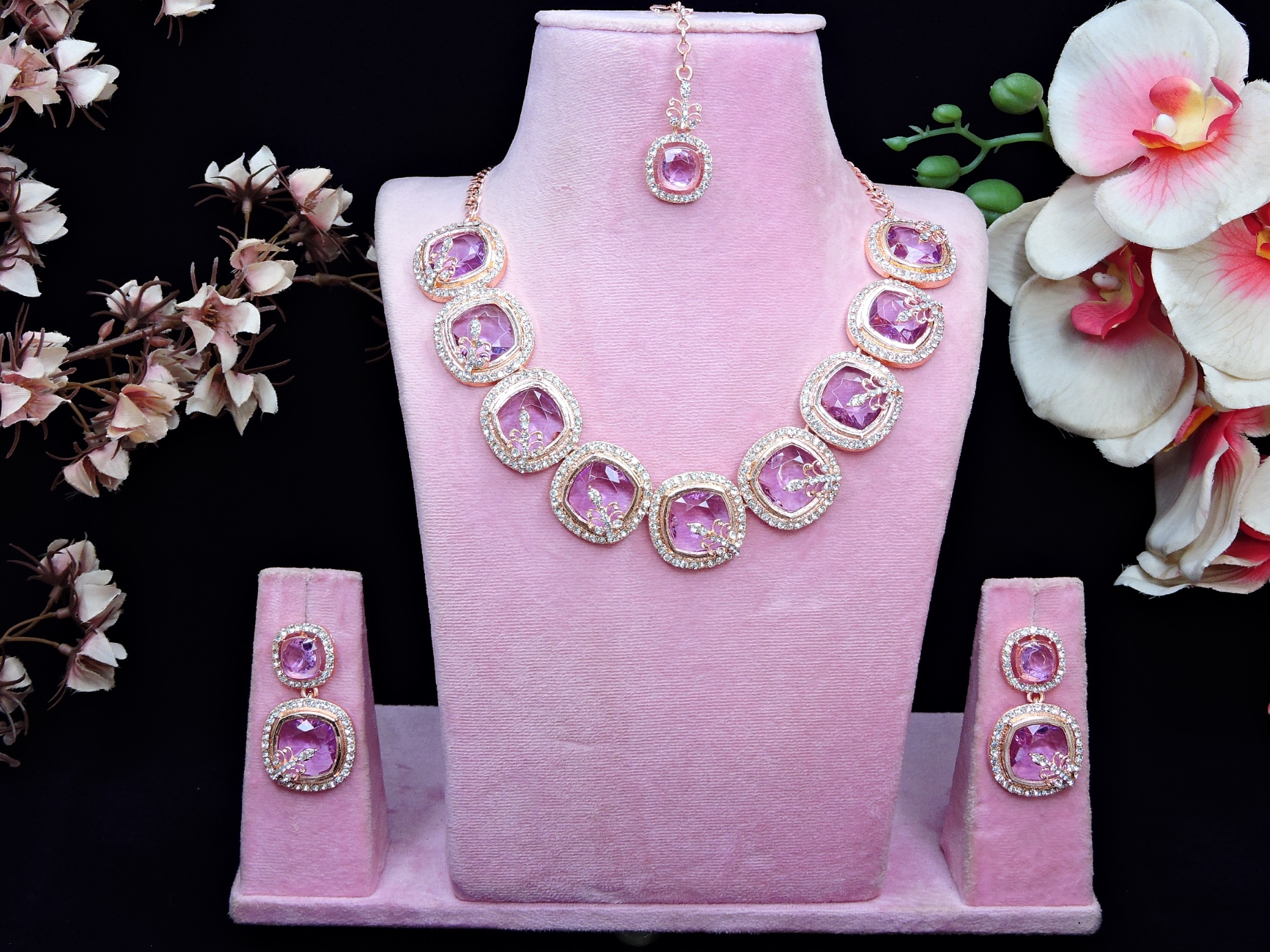 Lavender Alloy Choker Necklace Set — alternate view