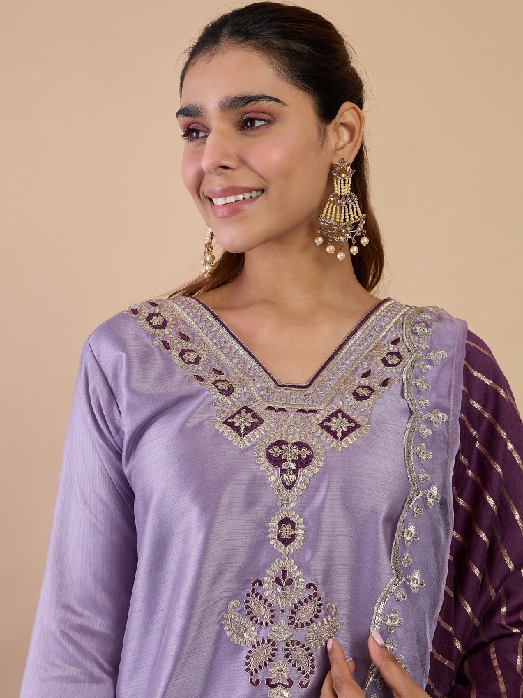Lavender Embroidered Silk Blend Salwar Suit