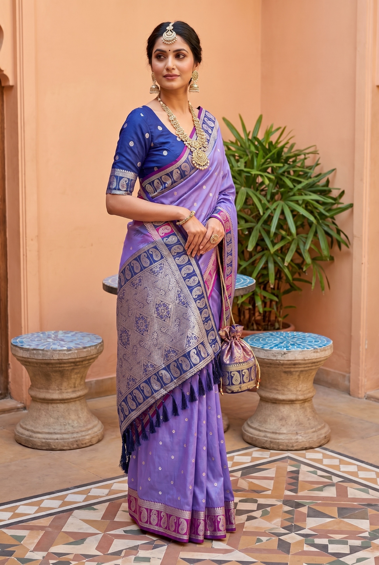 Lavender Ethnic Motif Woven Soft Silk Saree