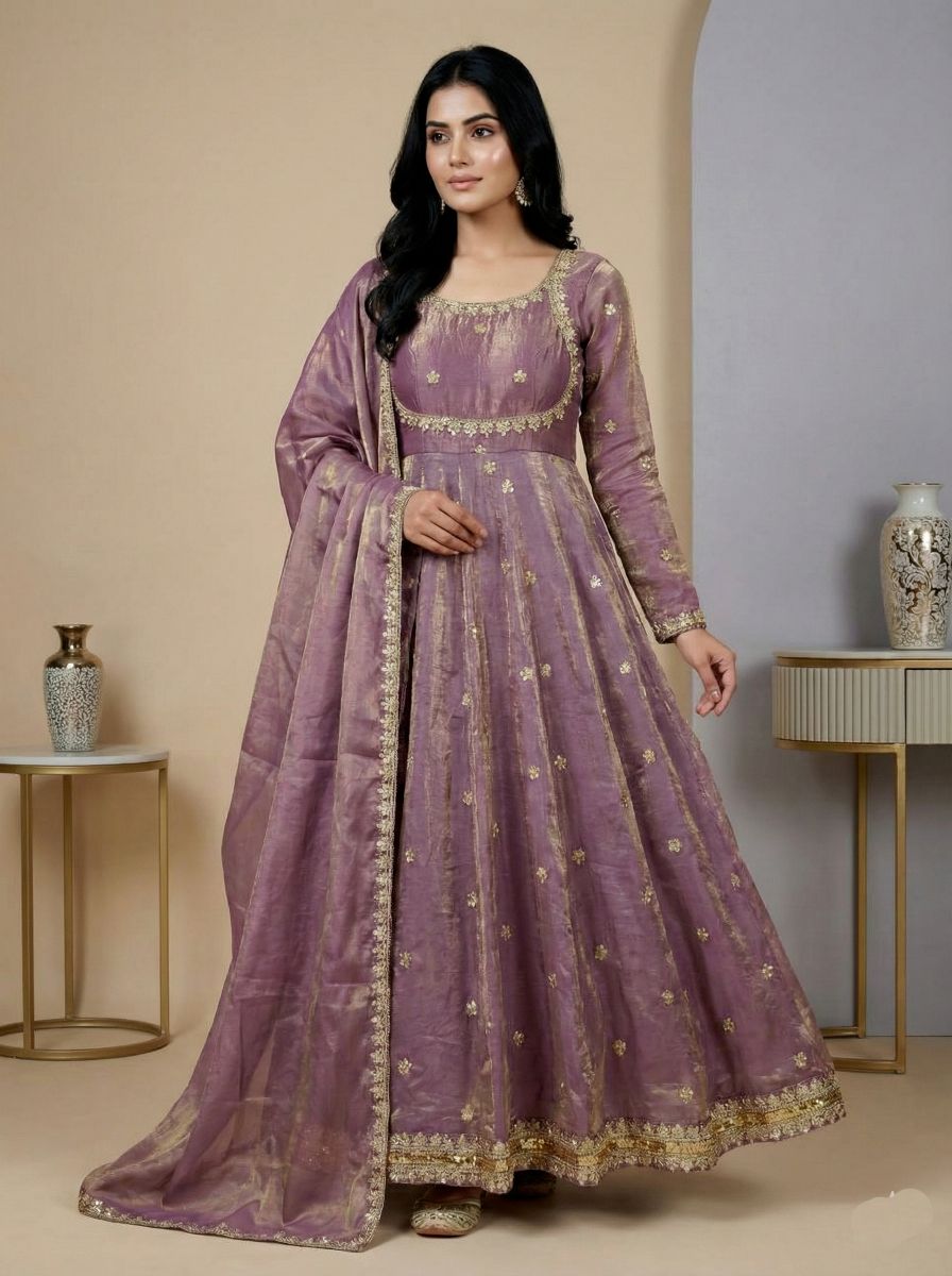 Lavender Fandy Silk Sequins Coding Party Suit