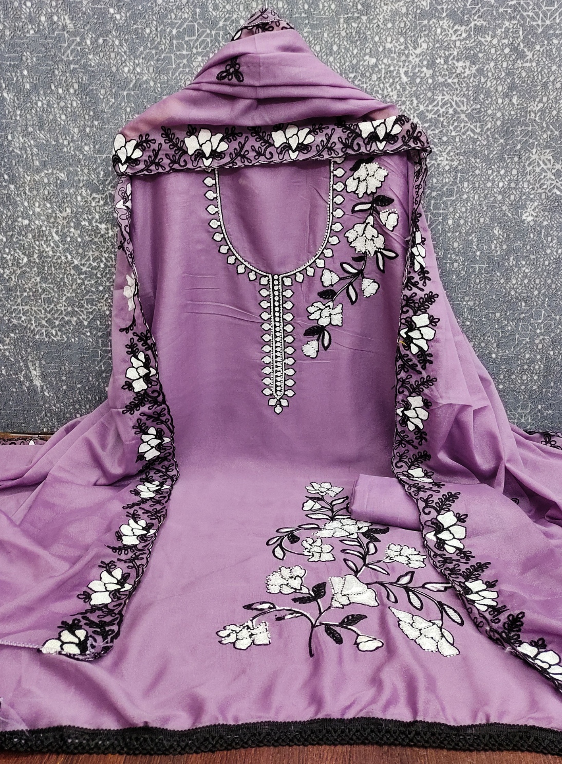 Lavender Floral Embroidered Georgette Salwar Suit