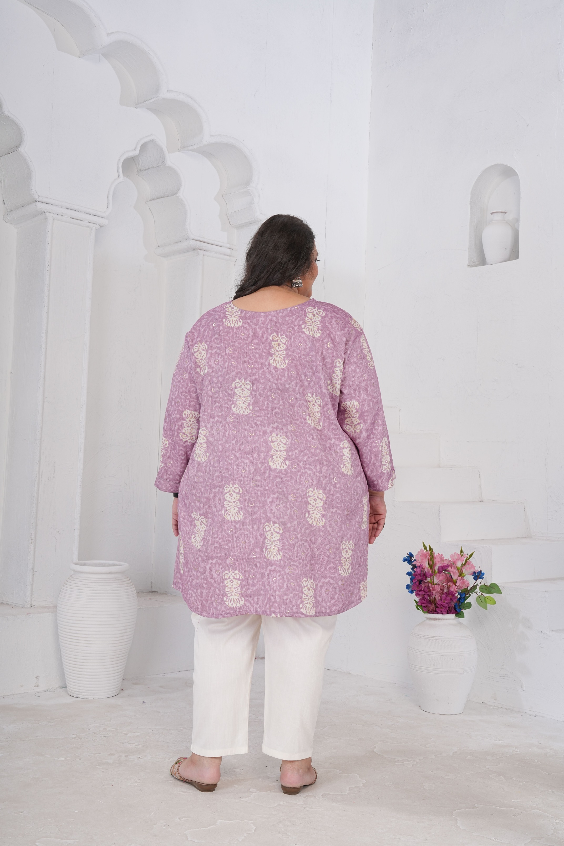 Lavender Floral Rayon Slub Kurti — alternate view