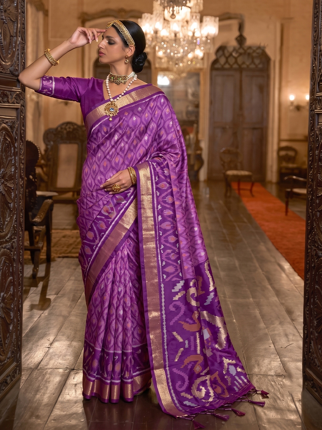 Lavender Geometric Printed Work Soft Silk Saree