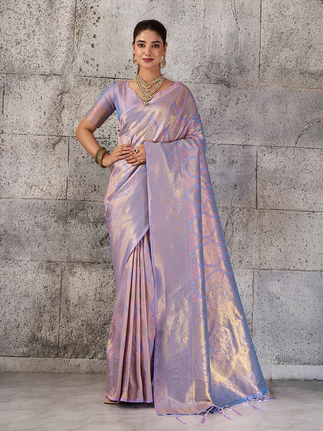 Lavender Jacquard Kanjivaram Silk Blend Saree