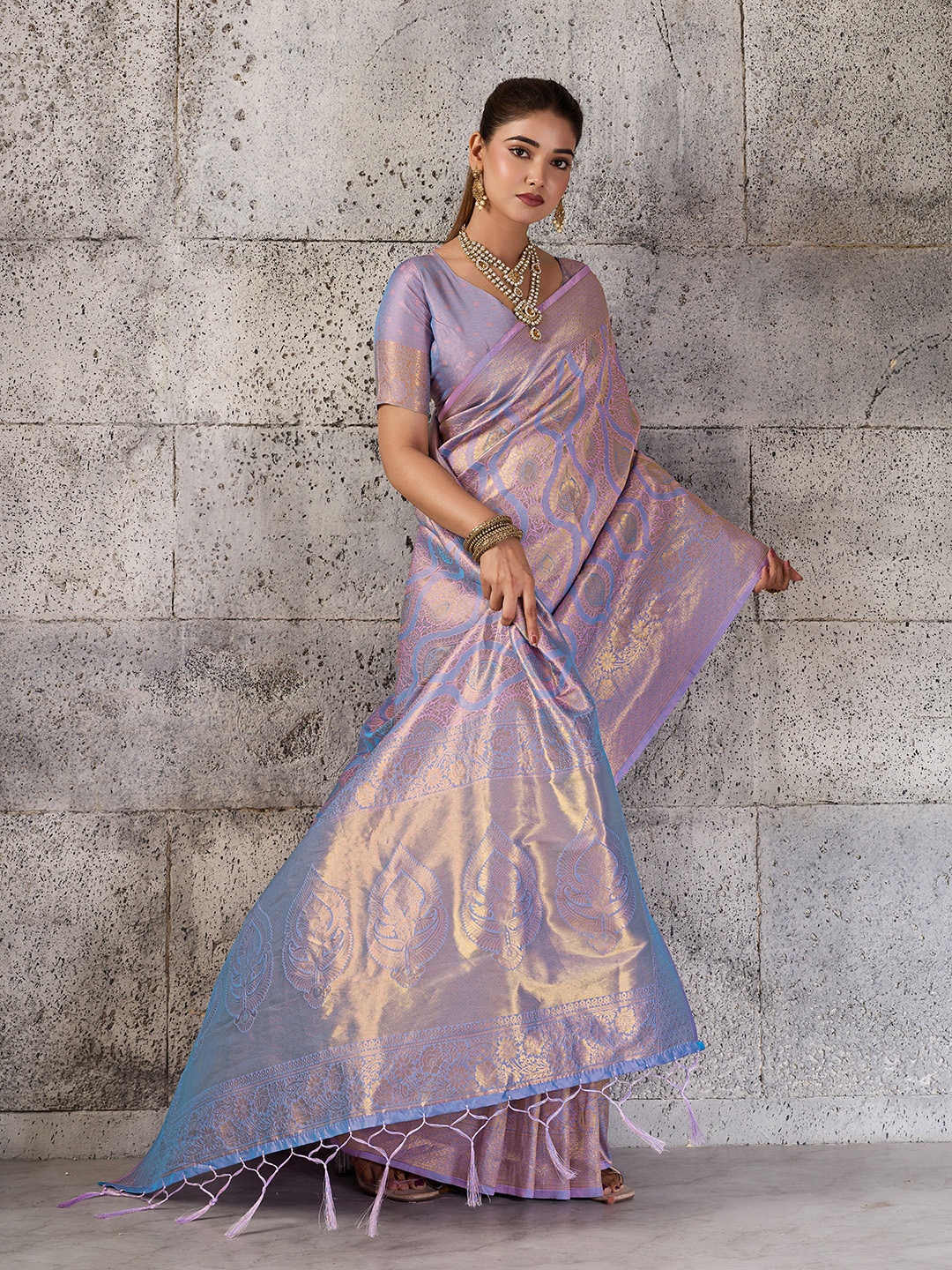 Lavender Jacquard Kanjivaram Silk Blend Saree