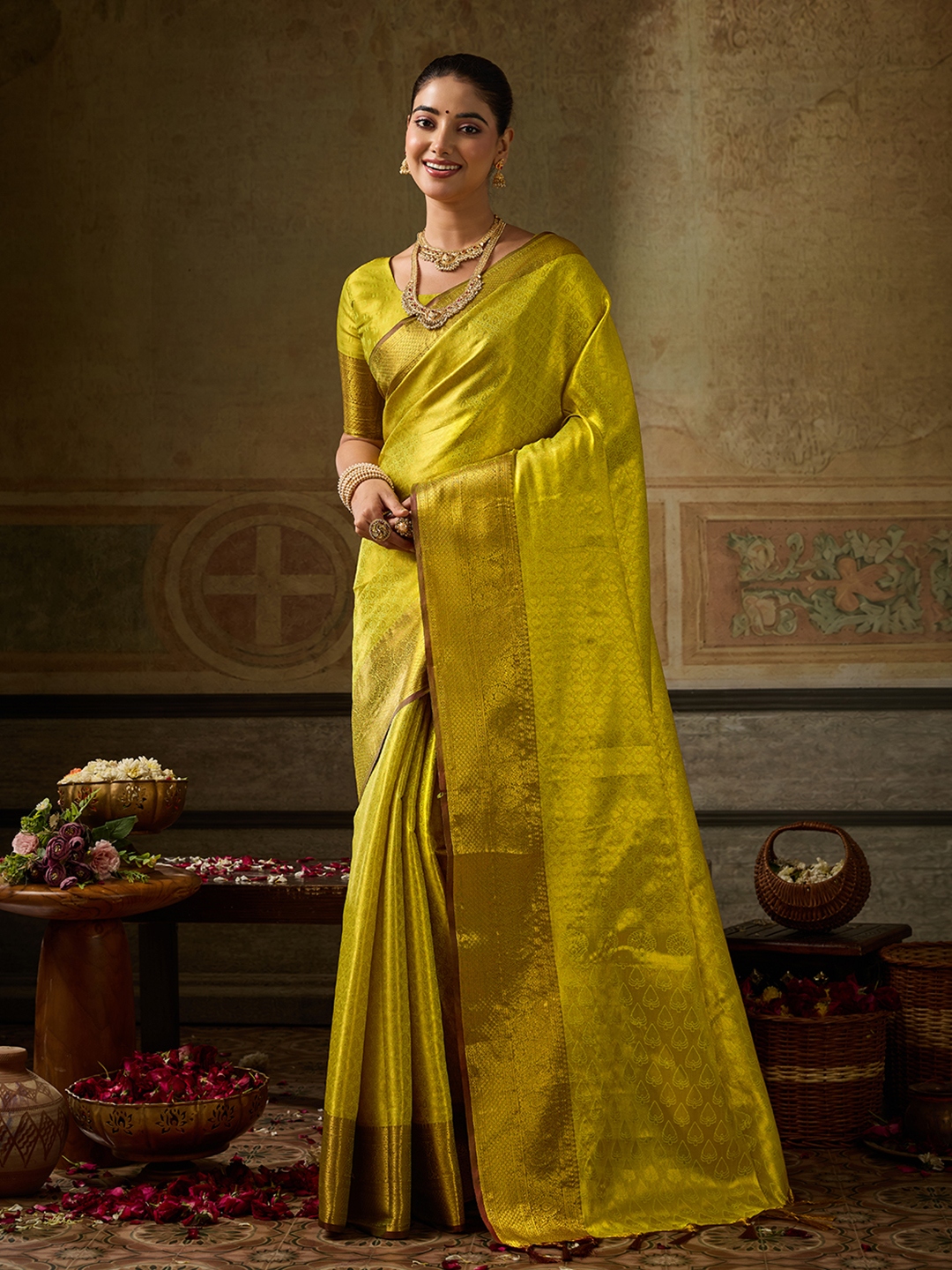 Lemon Paisley Zari Work Kanchivaram Silk Saree