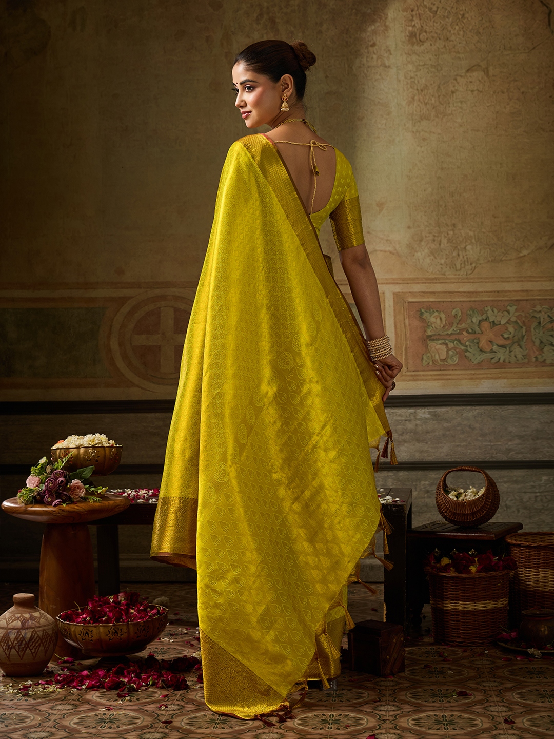 Lemon Paisley Zari Work Kanchivaram Silk Saree — alternate view