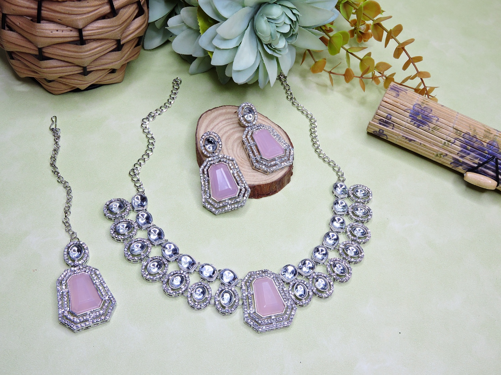 Light Pink Vine Alloy Bridal Necklace