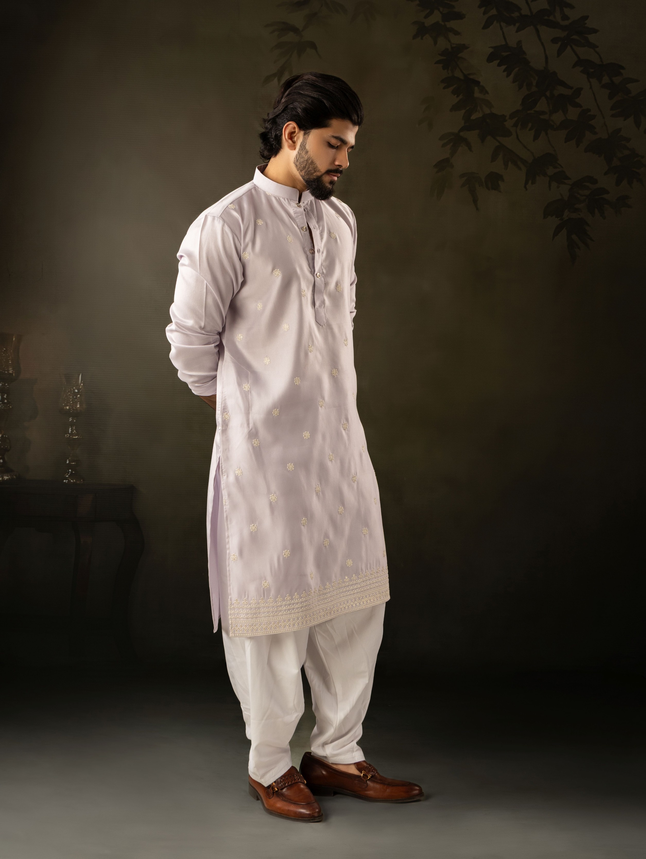 Light Purple Rayon Embroidered Kurta Pyjama