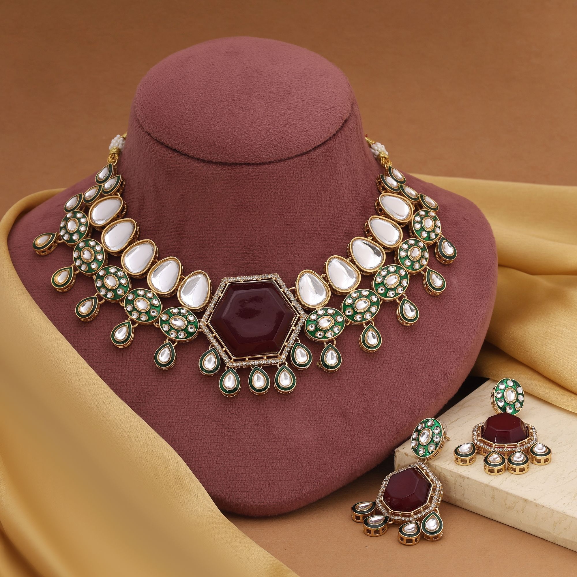 Maroon Kundan Stone Classic Premium Function Wear Necklace — alternate view