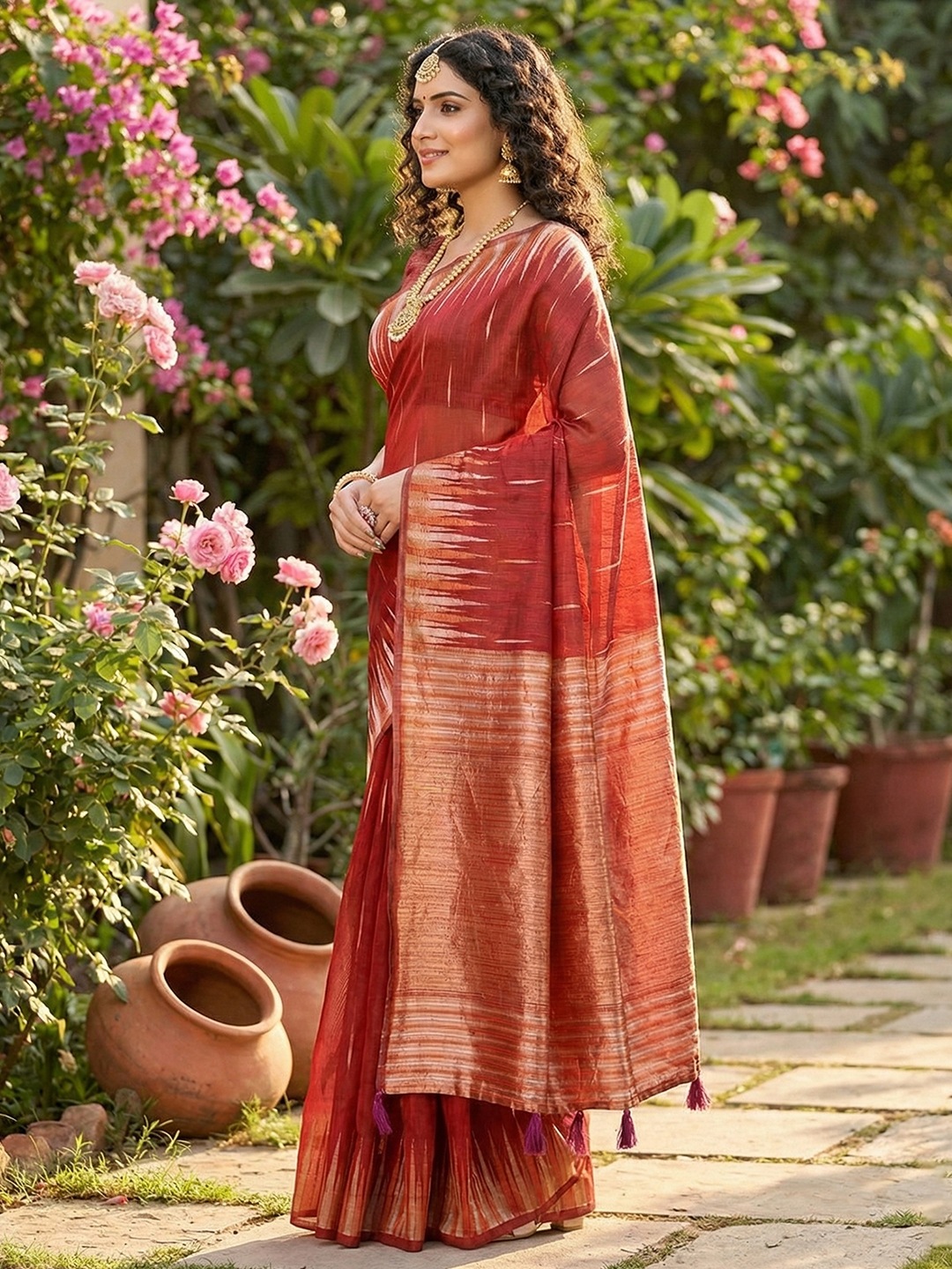 Maroon Linen Cotton Woven Designer Saree