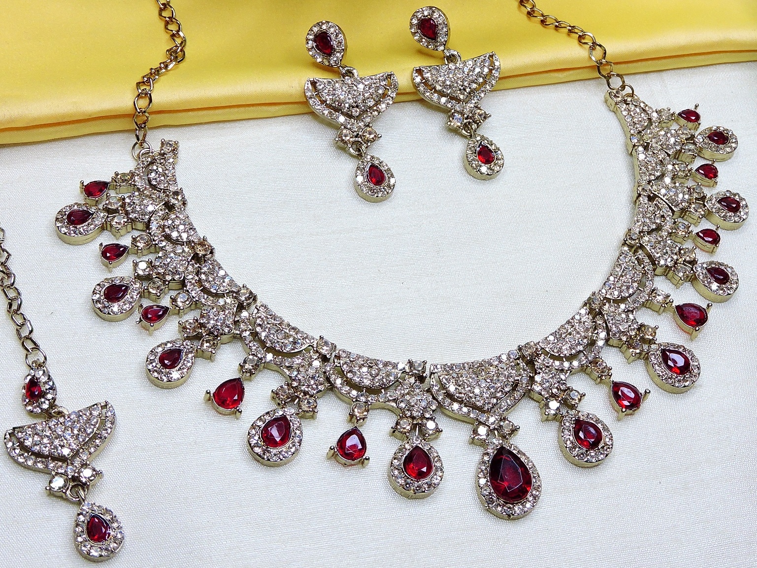 Maroon Luxe American Diamond Necklace Set