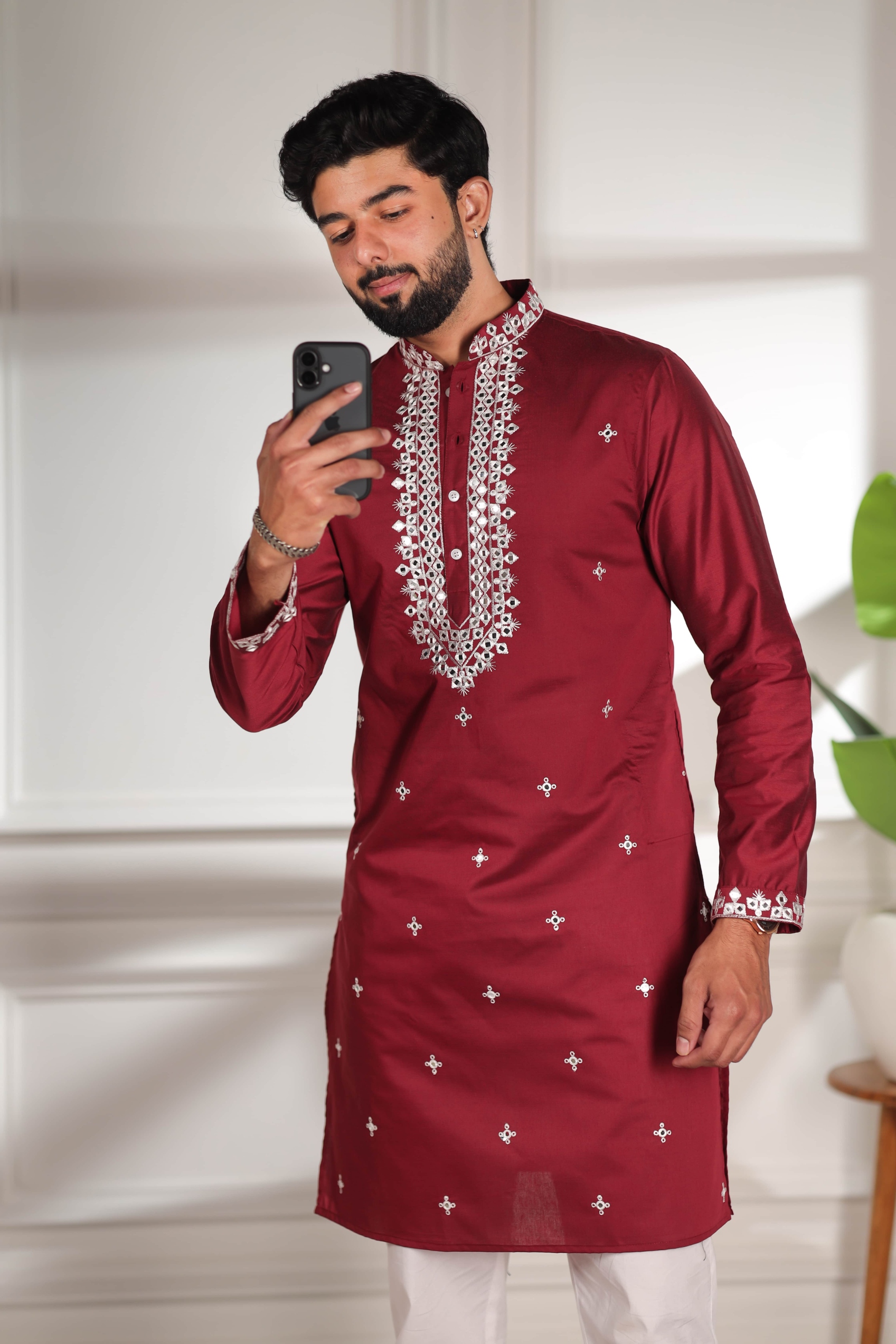 Maroon Minimal Embroidery Kurta Pyjama
