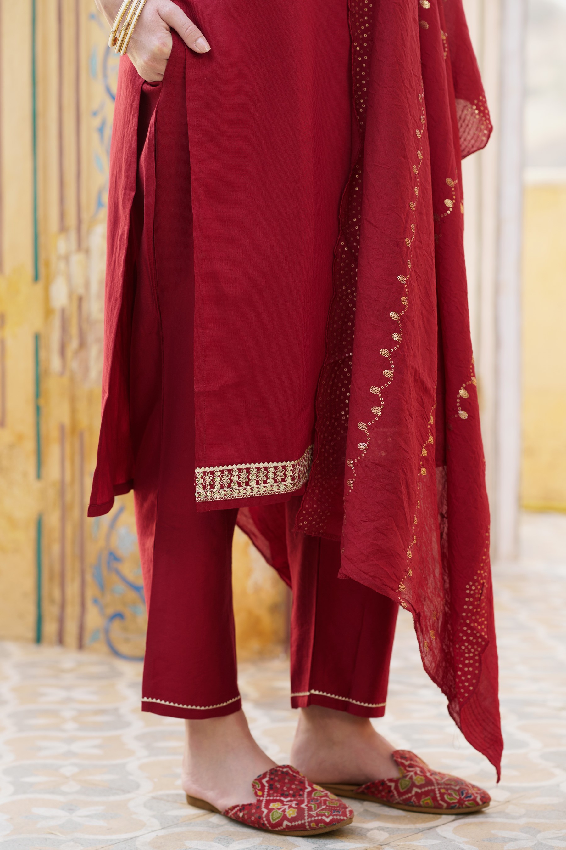 Maroon Viscose Rayon Gold Embroidered Salwar Suit