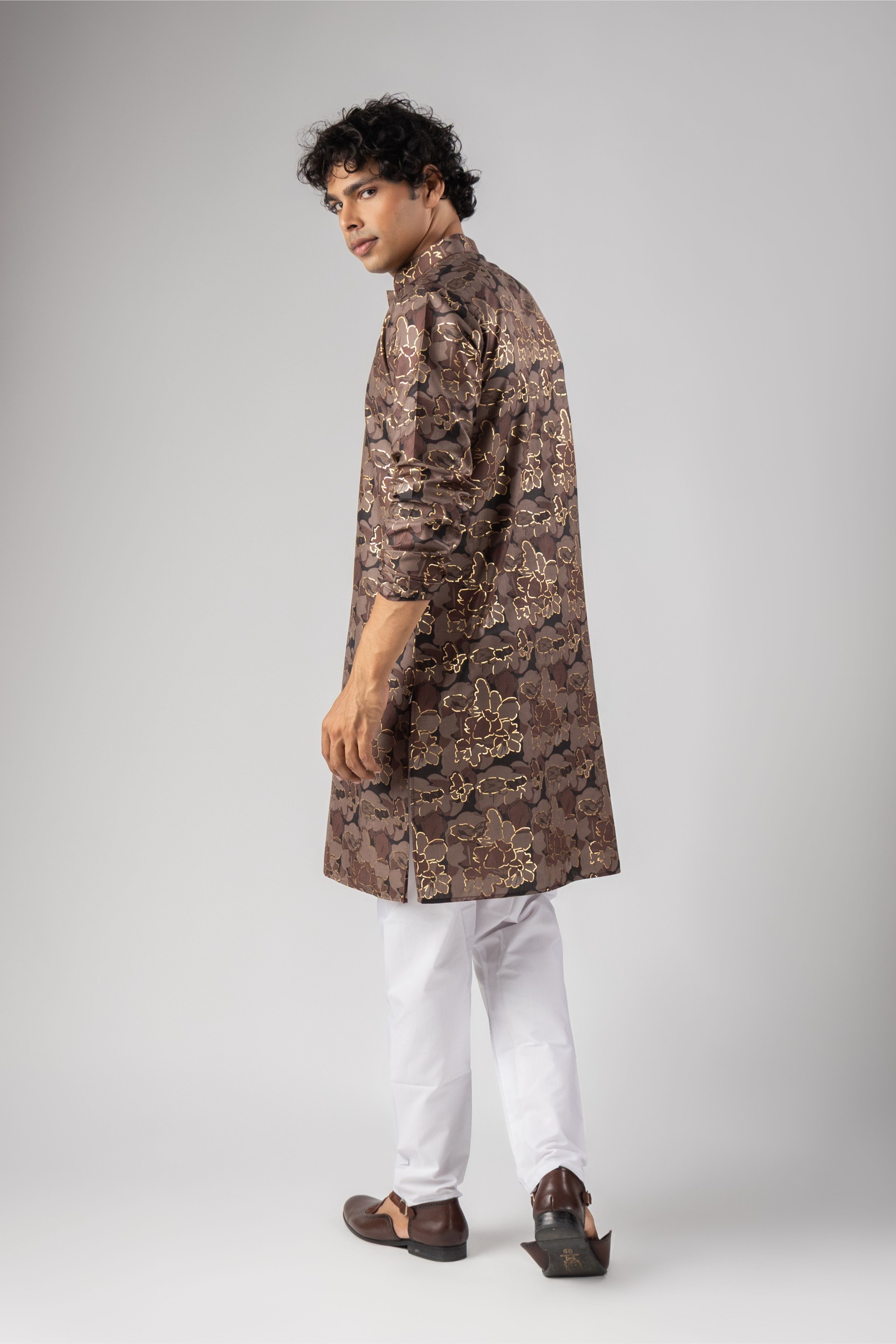 Mauve Floral Foil Print Magnet Kurta Pyjama — alternate view